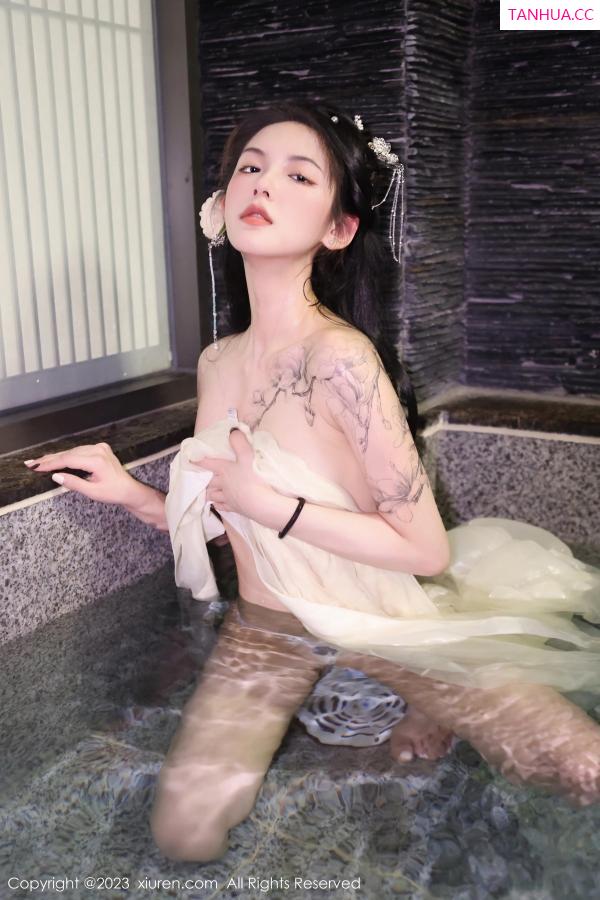   [XiuRen]高清写真图 2023.03.17 No.6430 乔一一 古装美腿第59张图片